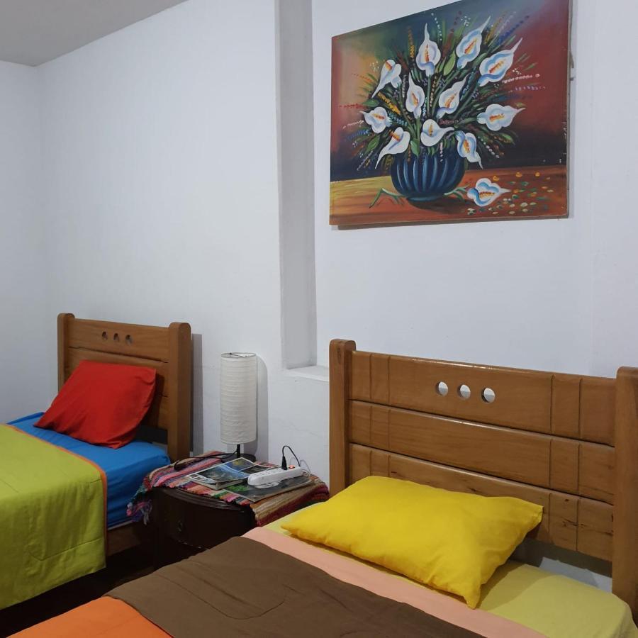 Lima Airport Hostel With Free Airport Pick Up Bagian luar foto